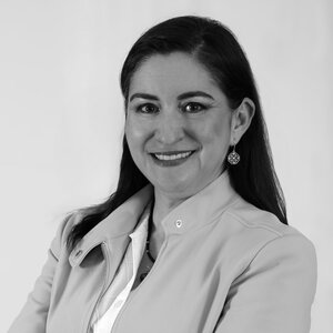 Rosalinda Ballesteros